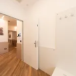 Chessa's ゲストハウス ローマ